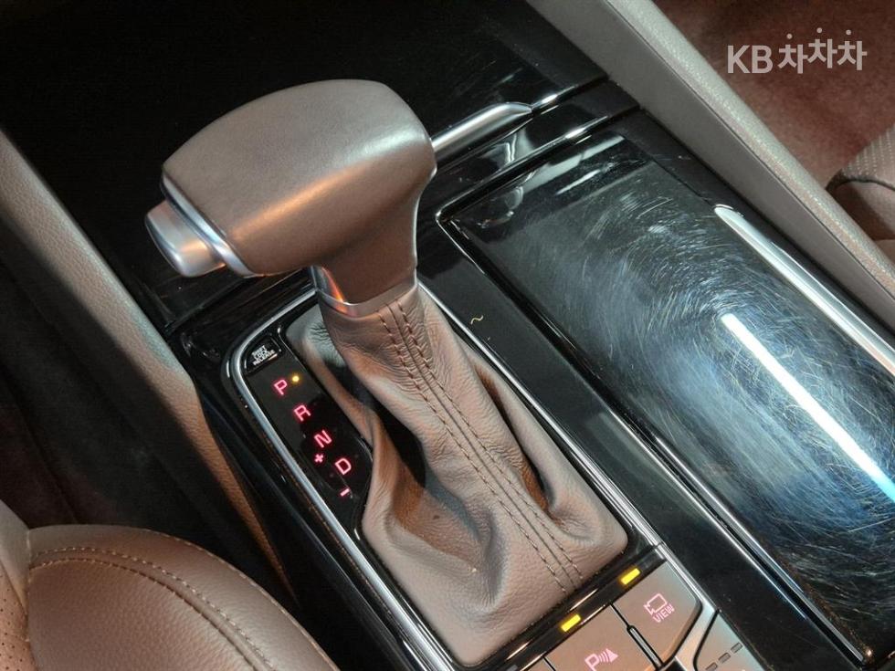 2016 - kia k7