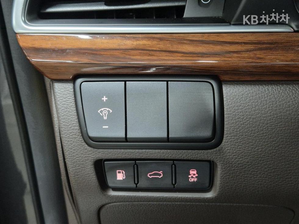 2016 - kia k7
