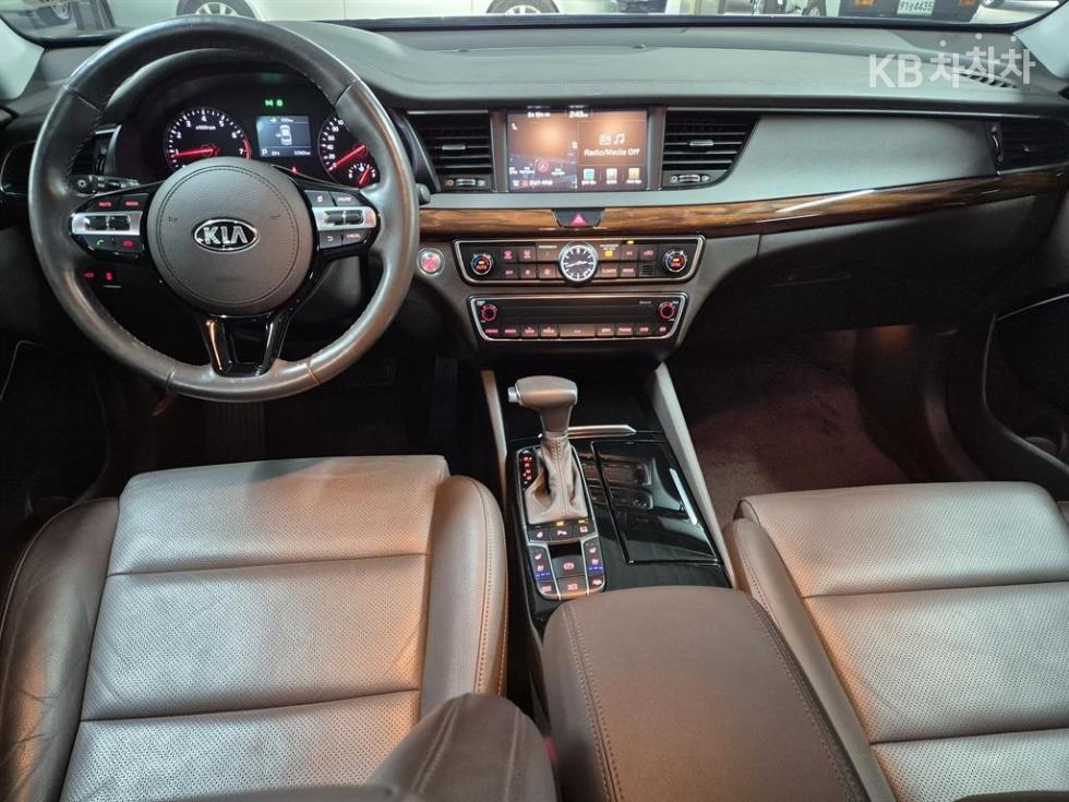 2016 - kia k7