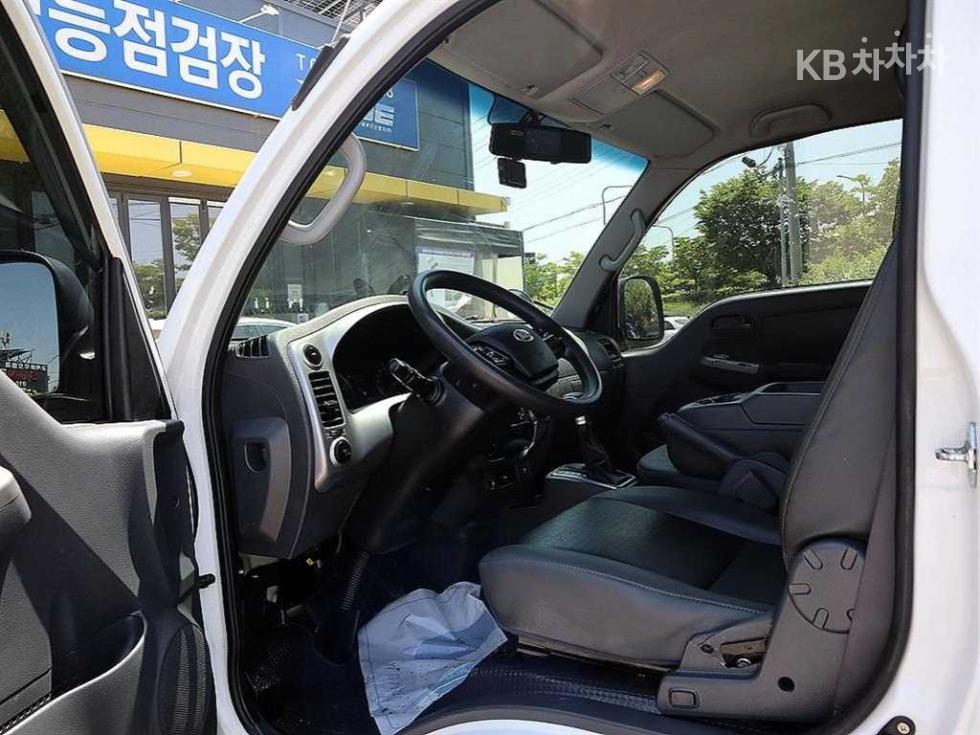 2021 - kia bongo iii