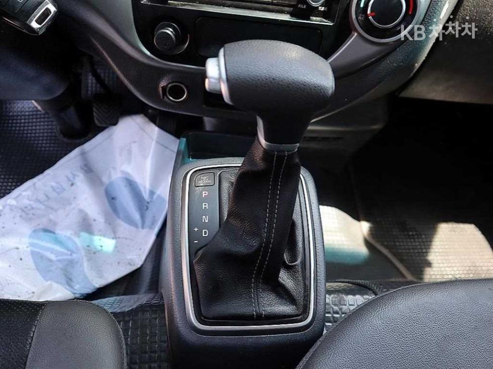 2021 - kia bongo iii
