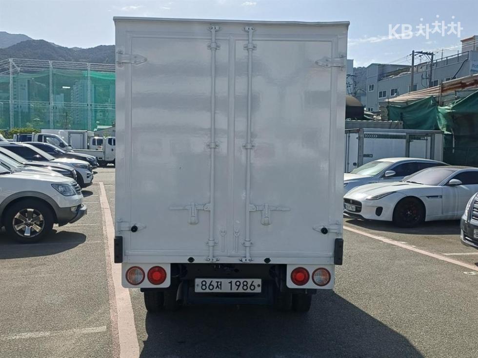 2019 - kia bongo iii