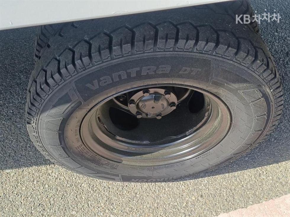 2019 - kia bongo iii