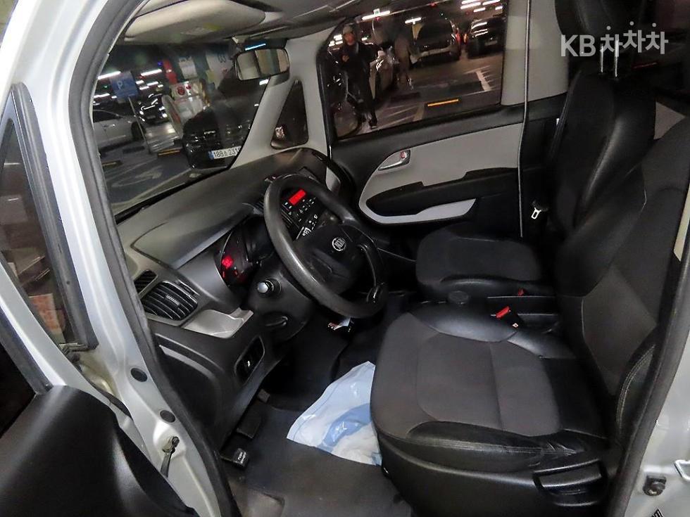 2014 - kia ray-ban