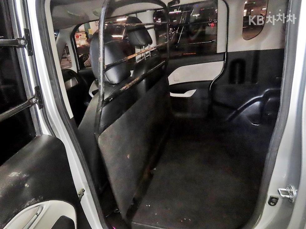 2014 - kia ray-ban