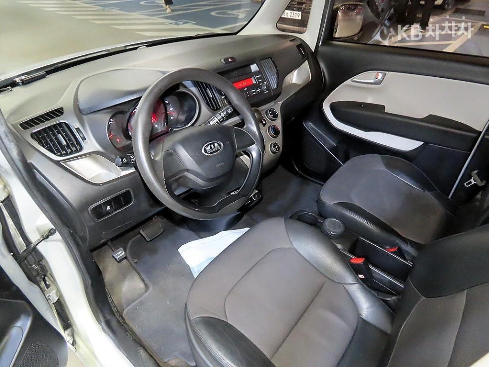 2014 - kia ray-ban