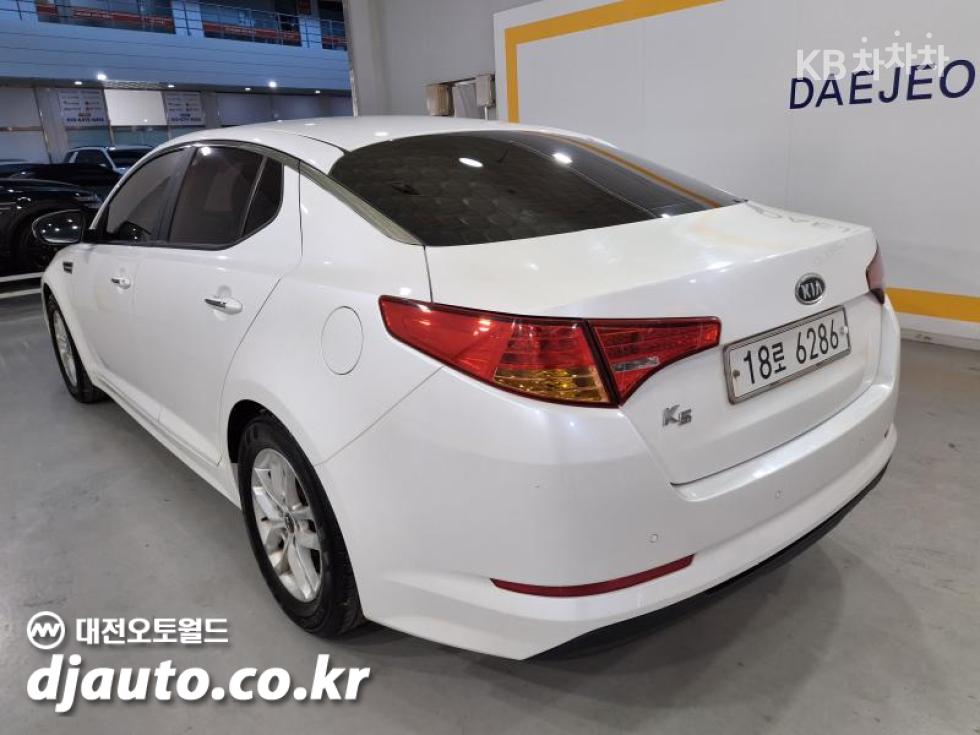 2011 - kia k5