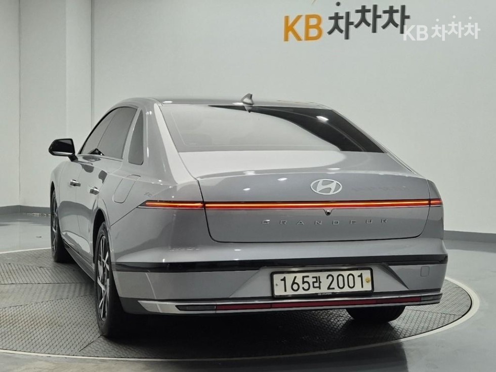 Hyundai Grandeur — miniaturë 2