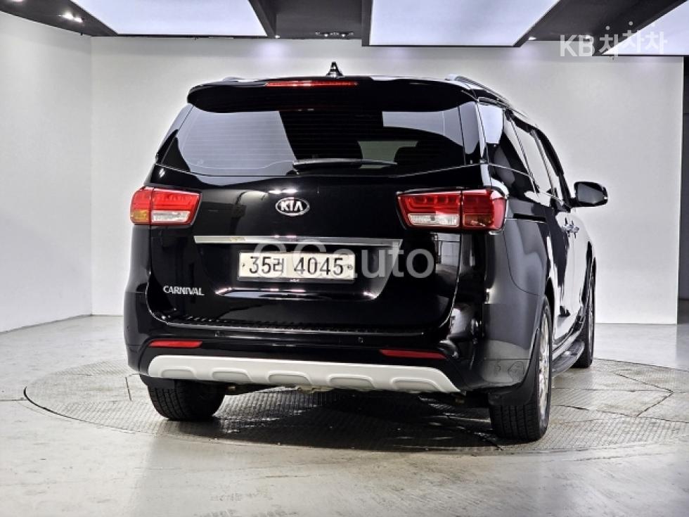 2016 - kia carnival