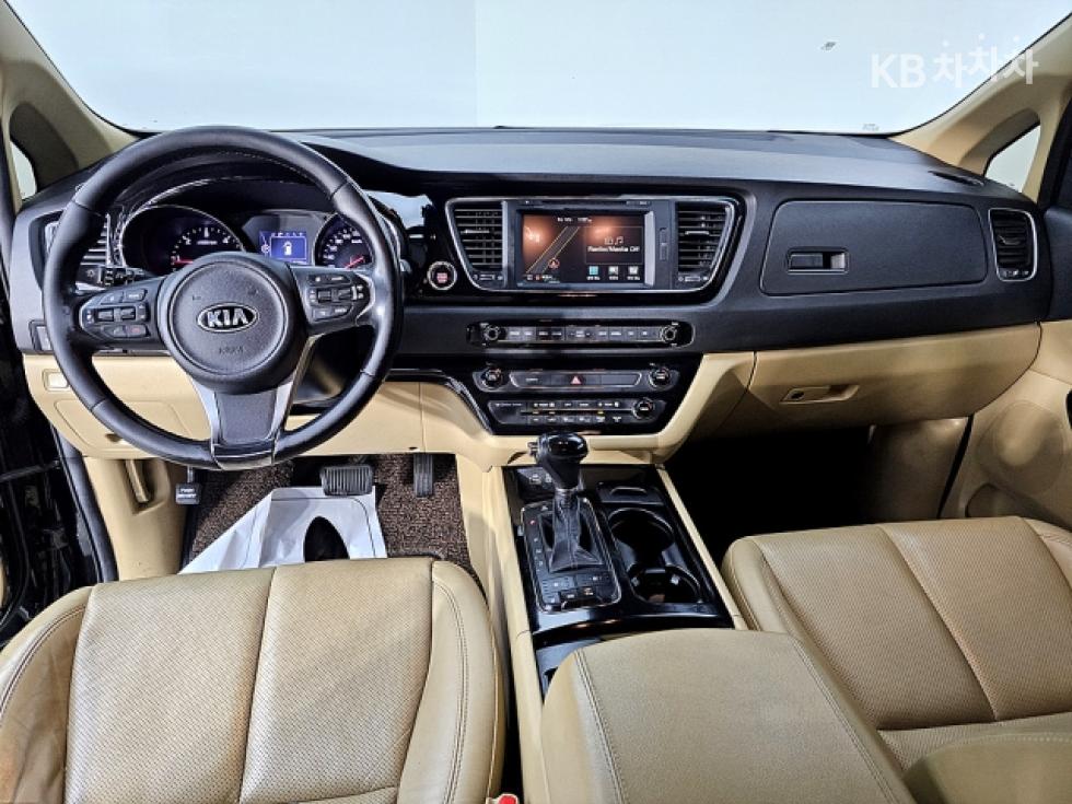 2016 - kia carnival