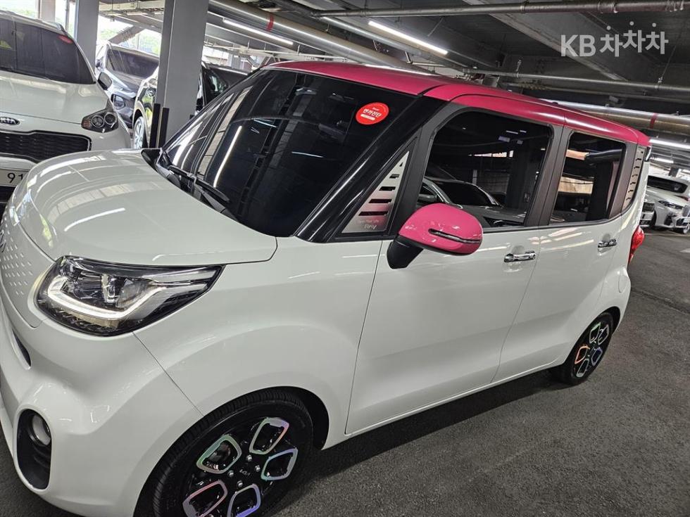 2022 - kia ray