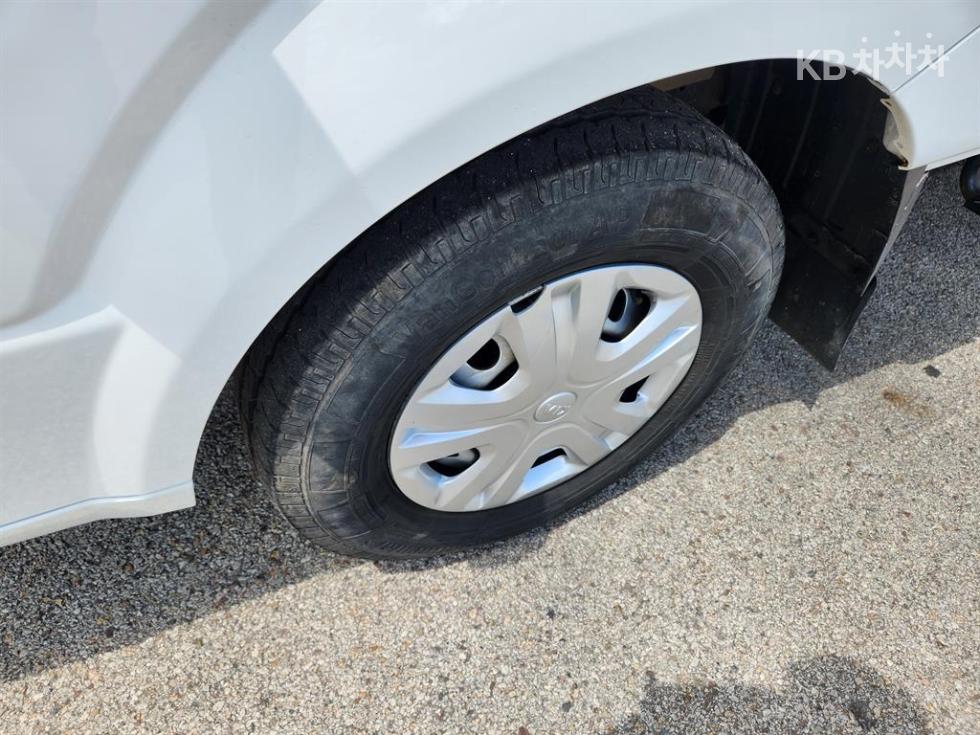 2020 - kia bongo iii