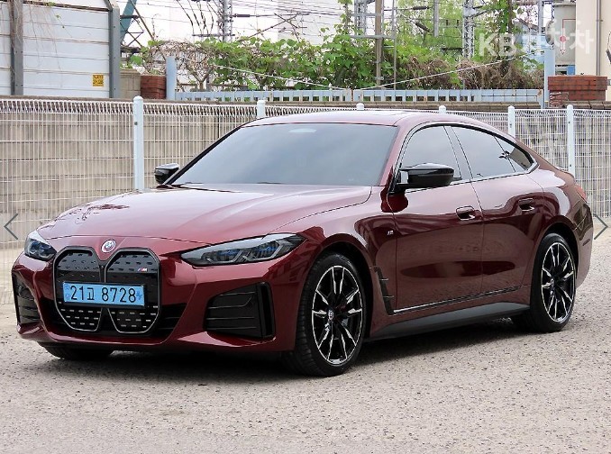 2023 - bmw i4