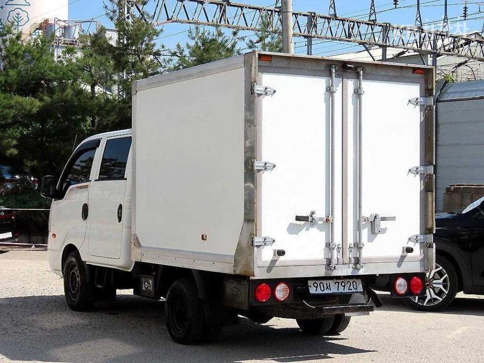 2015 - kia bongo iii