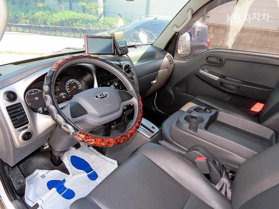2015 - kia bongo iii
