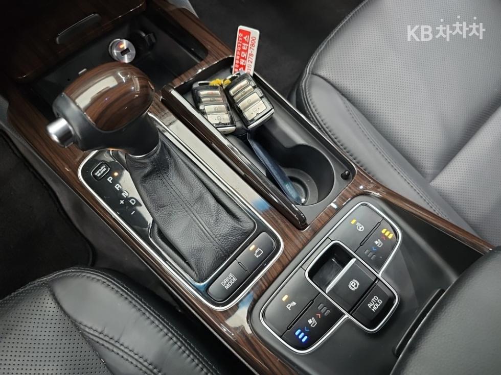 2016 - kia k7