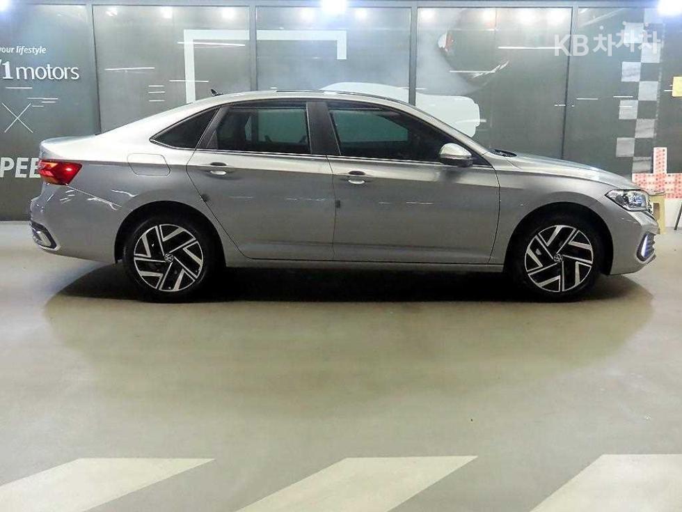 2023 Volkswagen (7) photo