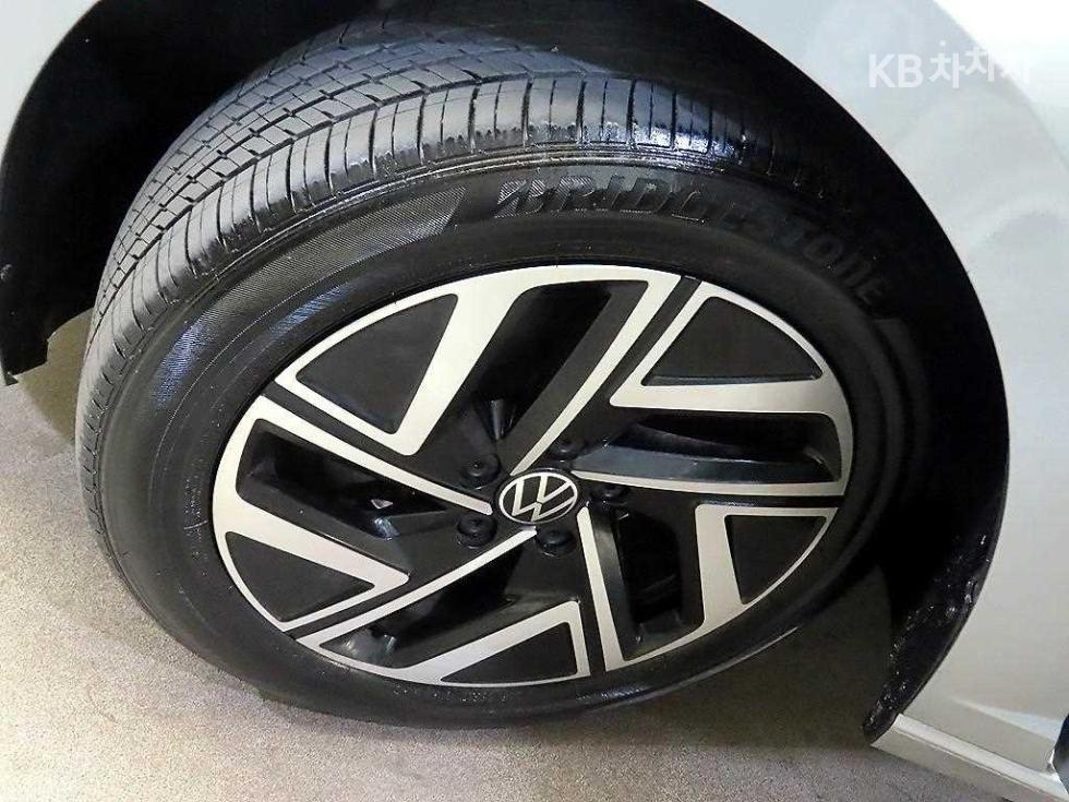 2023 Volkswagen (7) photo