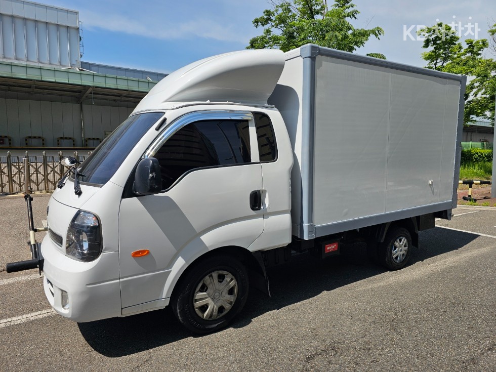 2019 - kia bongo iii