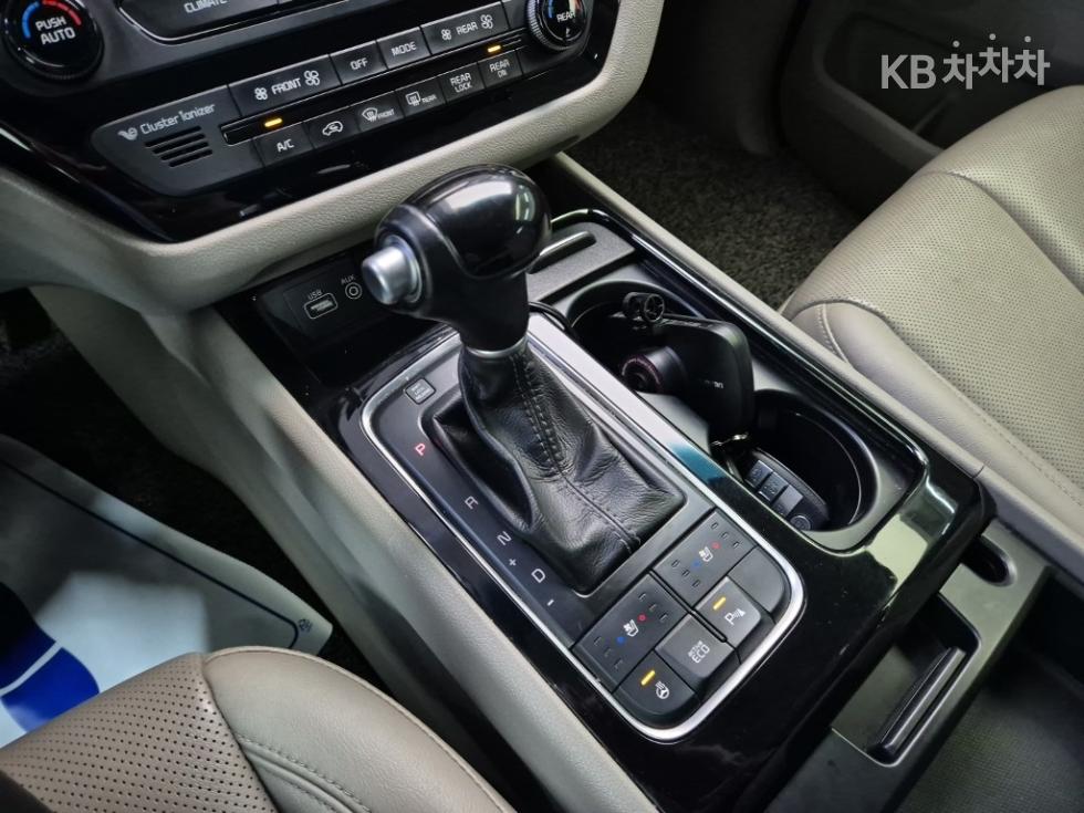 2015 - kia carnival
