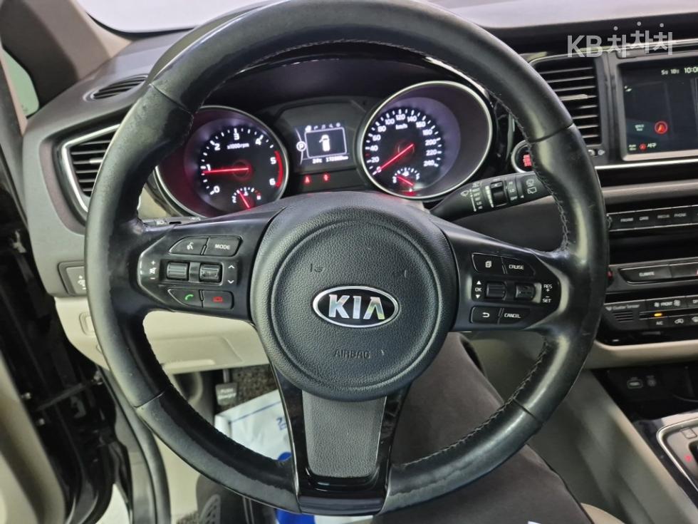 2015 - kia carnival