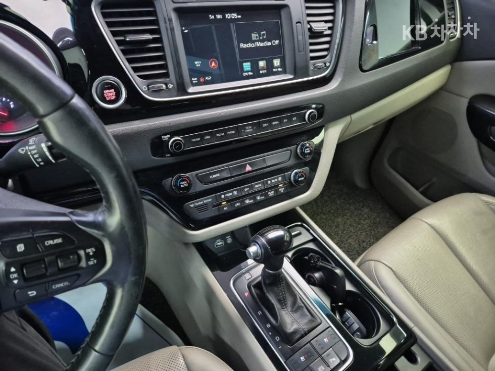 2015 - kia carnival