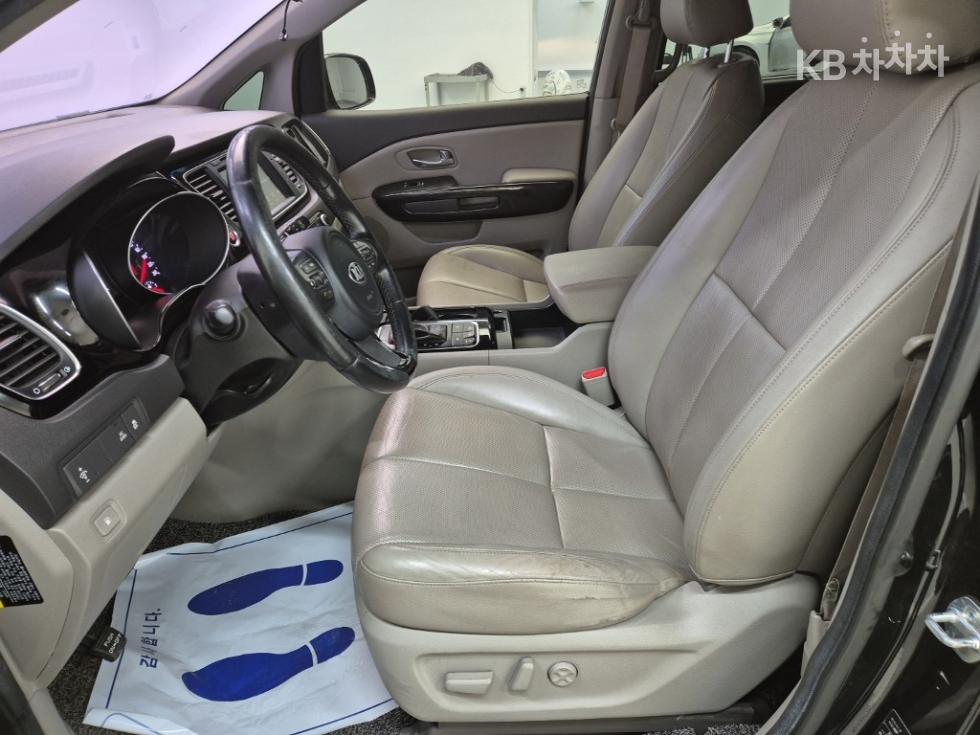 2015 - kia carnival