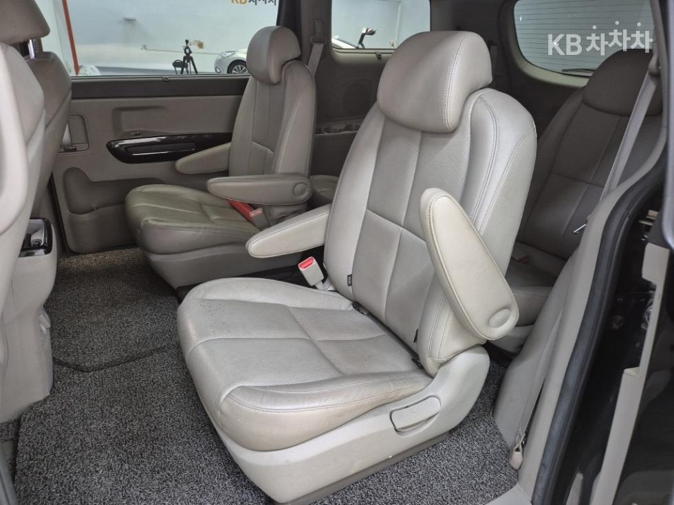 2015 - kia carnival