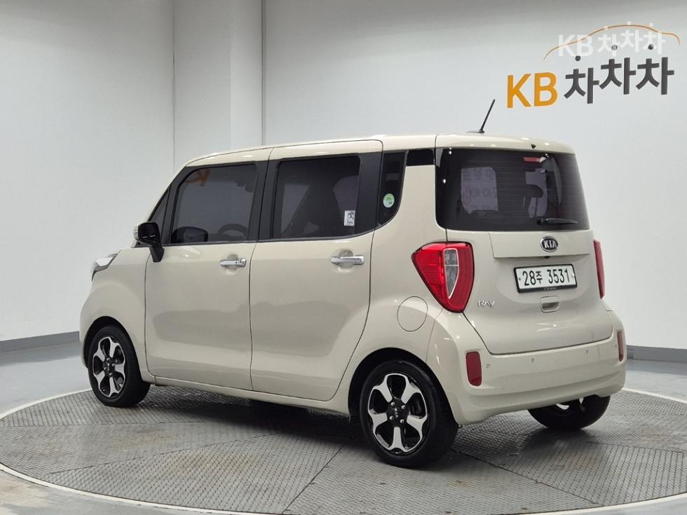 2012 - kia ray
