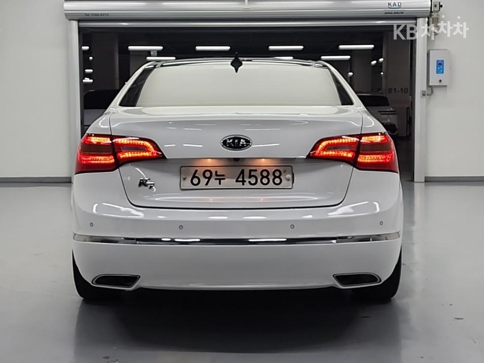 2010 - kia k7