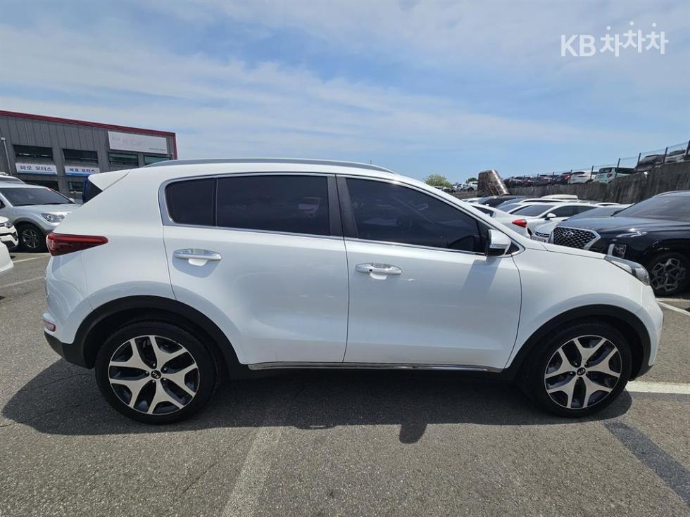 2018 - kia sportage