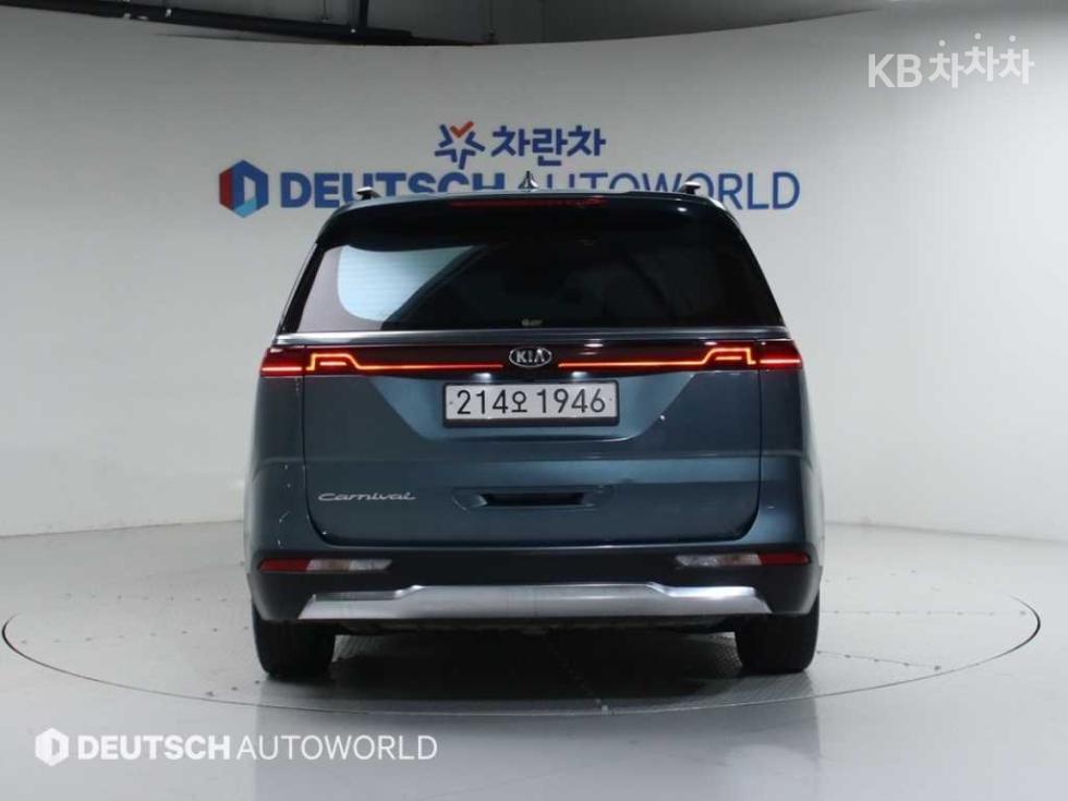 2021 - kia carnival