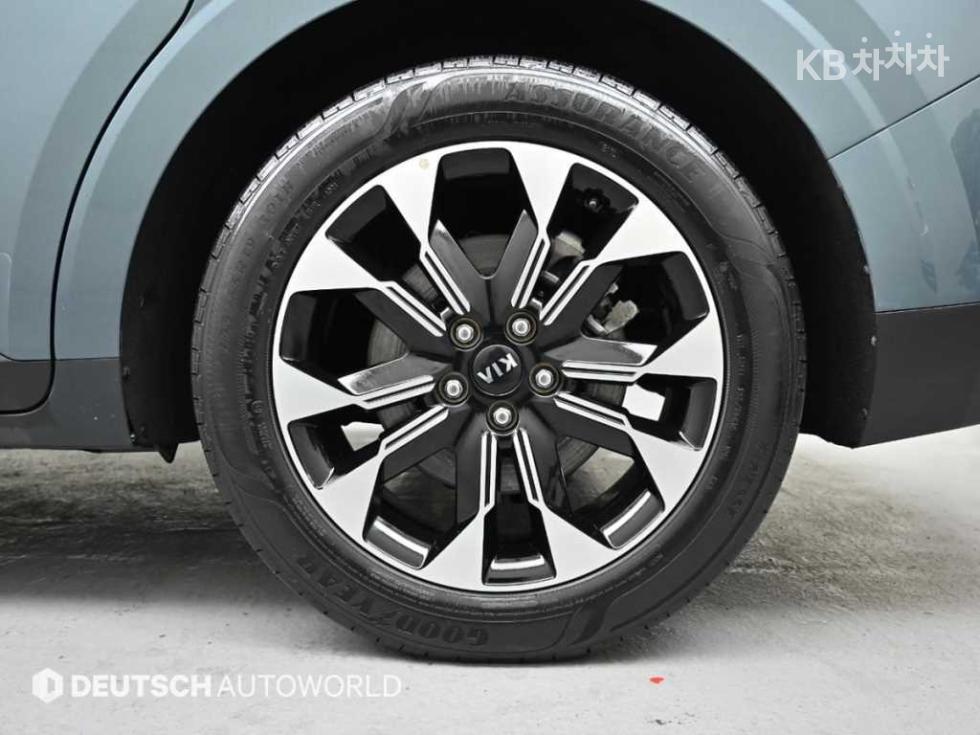 2021 - kia carnival