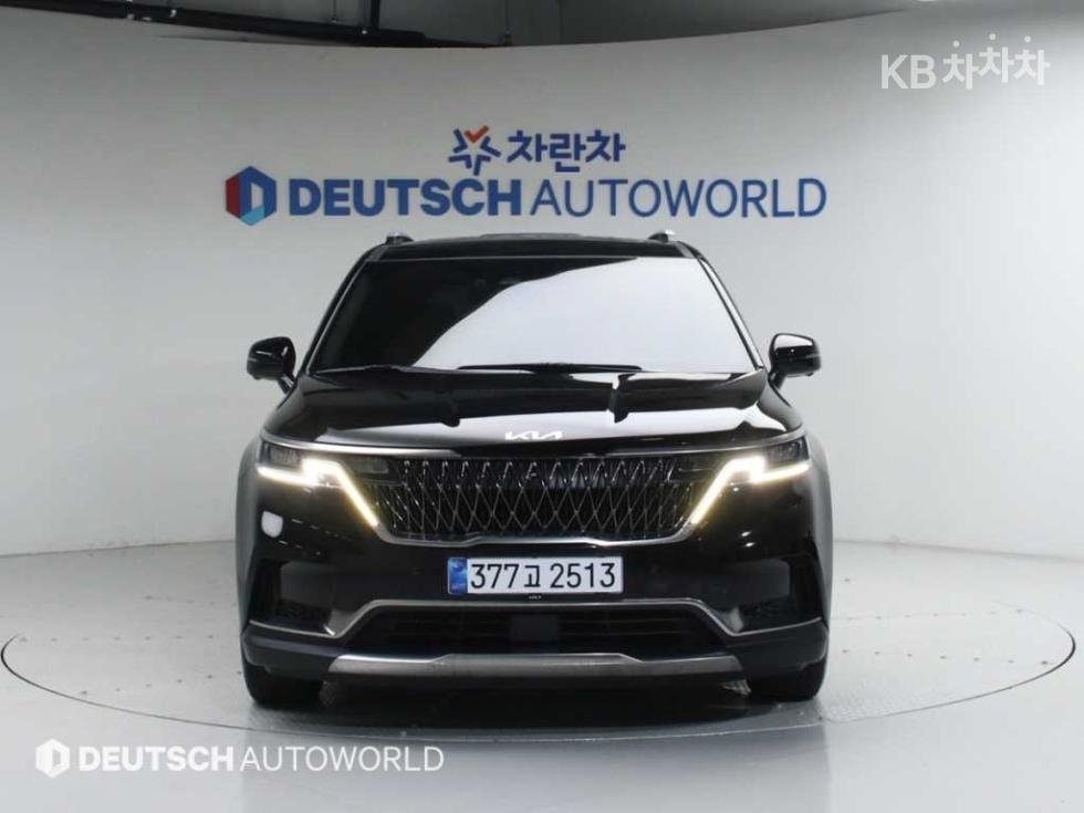2023 - kia carnival
