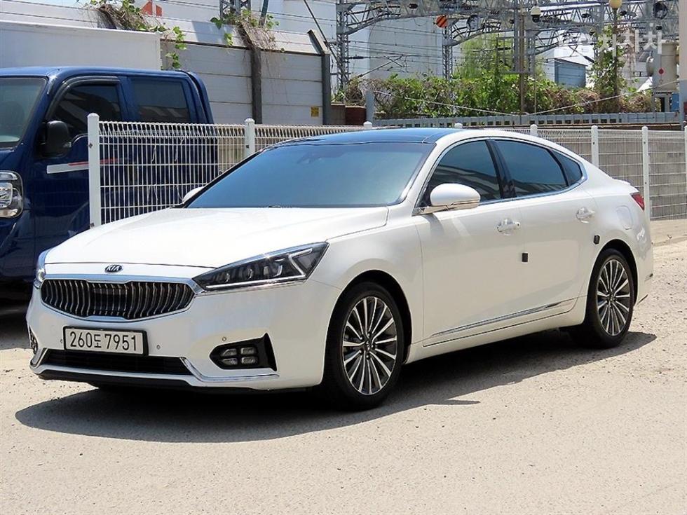 2017 - kia k7