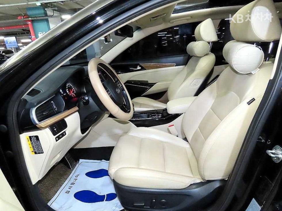 2016 - kia k7