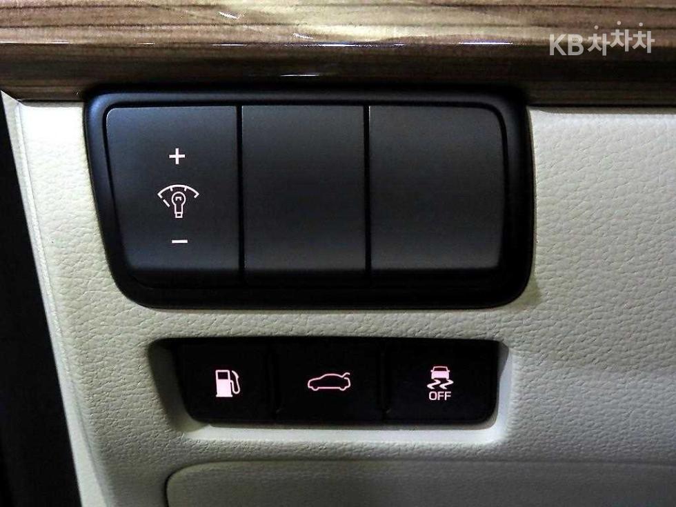 2016 - kia k7