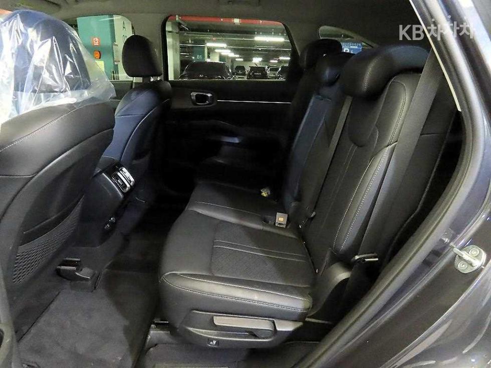 2021 - kia sorento