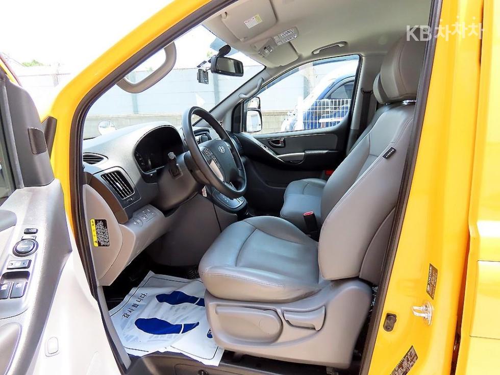 Hyundai Starex — miniaturë 5