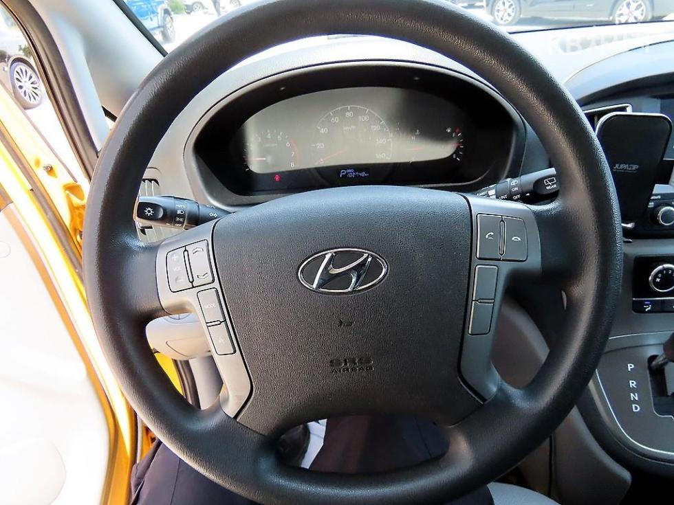 Hyundai Starex — miniaturë 9
