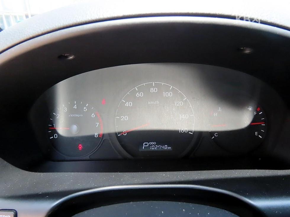 Hyundai Starex — miniaturë 10