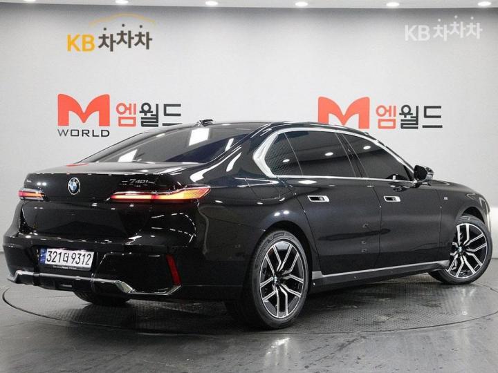 BMW 7er — miniaturë 4