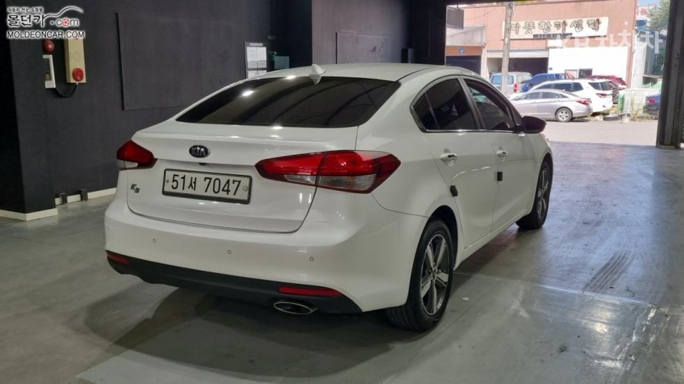 2018 - kia k3