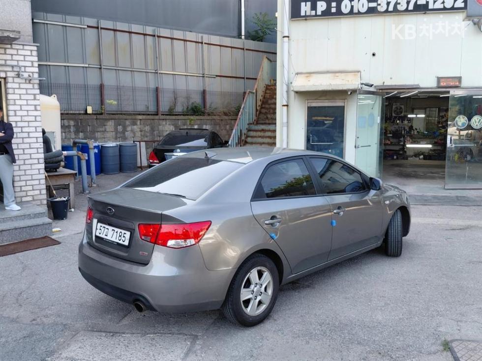 2013 - kia forte