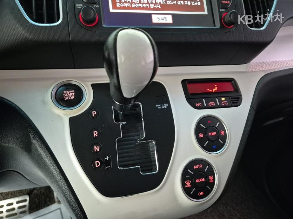 2012 - kia ray