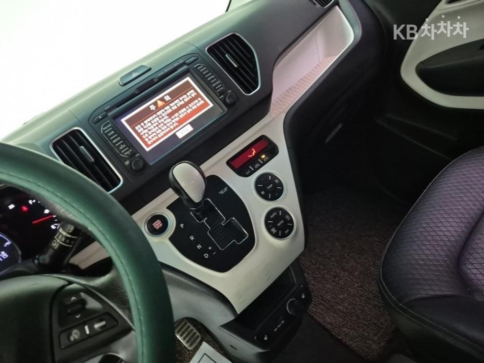 2012 - kia ray