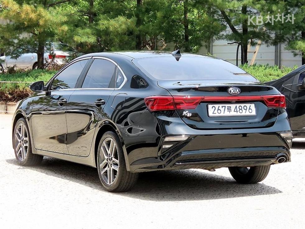 2021 - kia k3