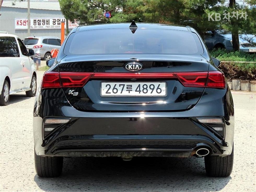 2021 - kia k3