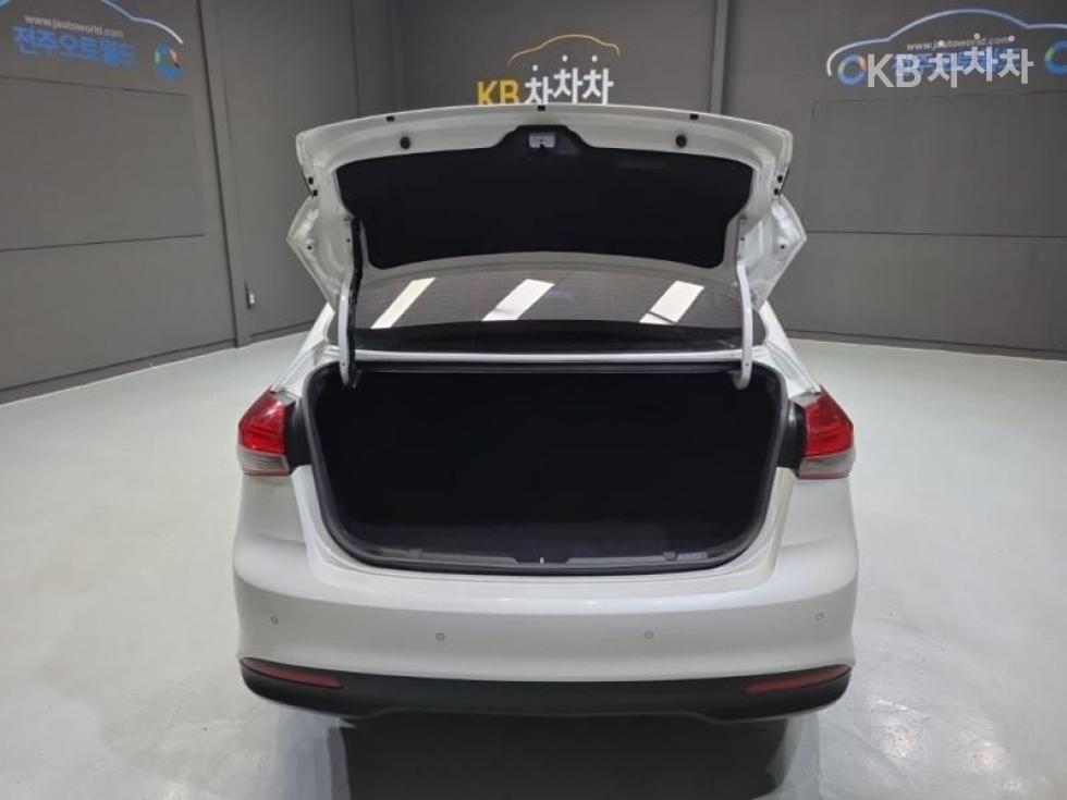 2018 - kia k3