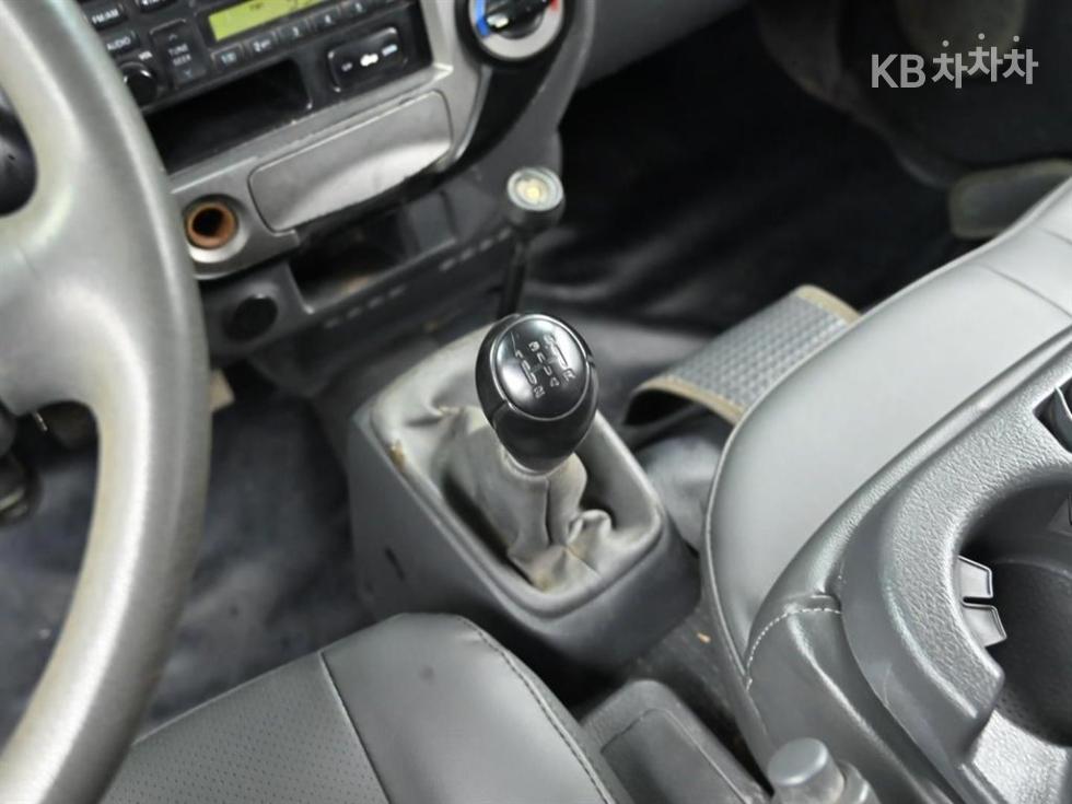2008 - kia bongo iii